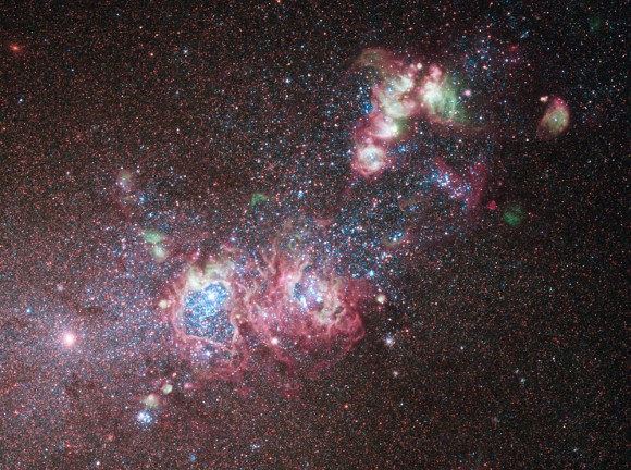 Fuegos de artificio en NGC 4214 con HST