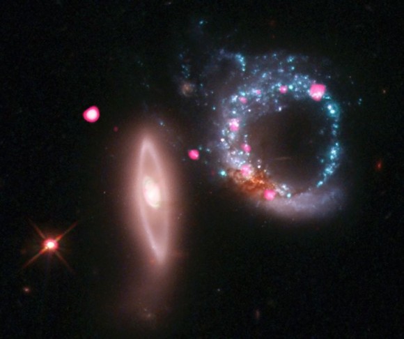 Imagen de Arp 147 combinando datos pticos (HST) y rayos X (Chandra)