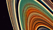 Los anillos de Saturno en falso color