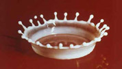 La corona de la gota de leche