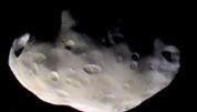 La luna Pandora por Cassini